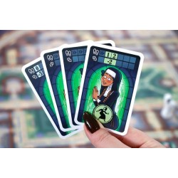 999 Games - Nuns on the run - Verstoppertje aan tafel! - 2 tot 8 spelers